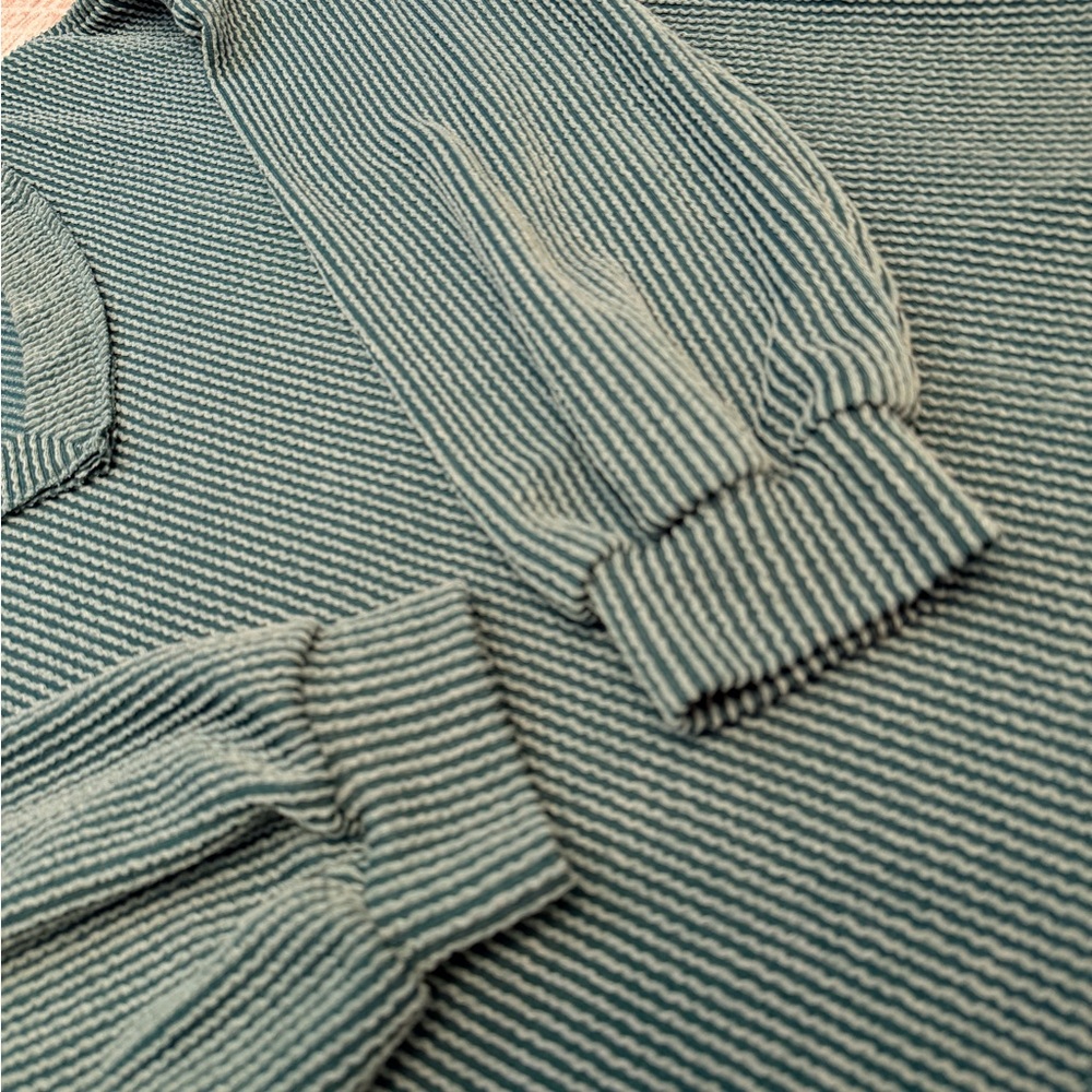 Altar’d State Green Ribbed V-Neck Top | Oversized Cozy Knit | Size M - Picture 6 of 10